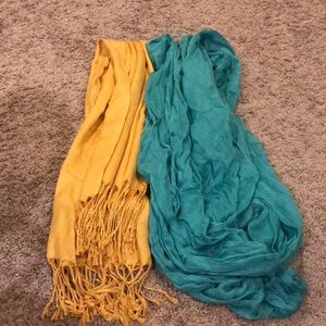 2 scarves